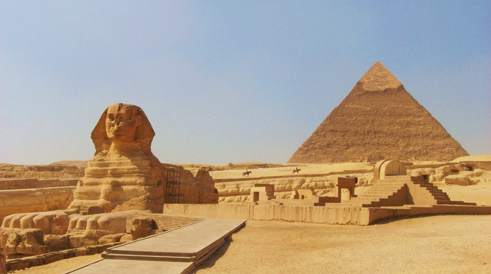 египет пирамиды Пирамида Хефрена и Великий Сфинкс.